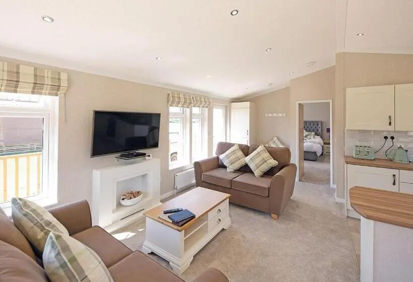 １ベッドルームハウス, Athelington Hall Farm Lodges