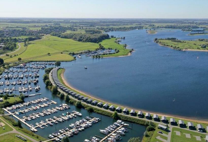 Шале 1 Спальня, Vakantiepark Eiland Van Maurik