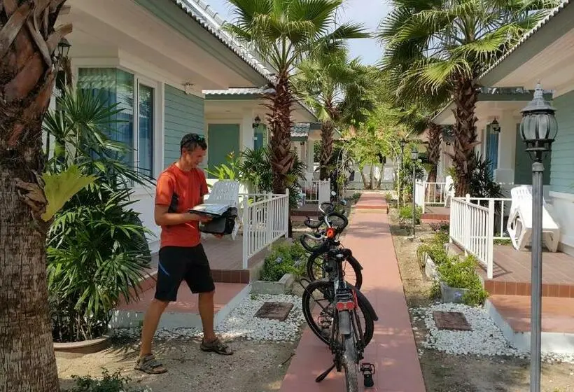 スタンダードバンガロー, Vipha Ville Resort