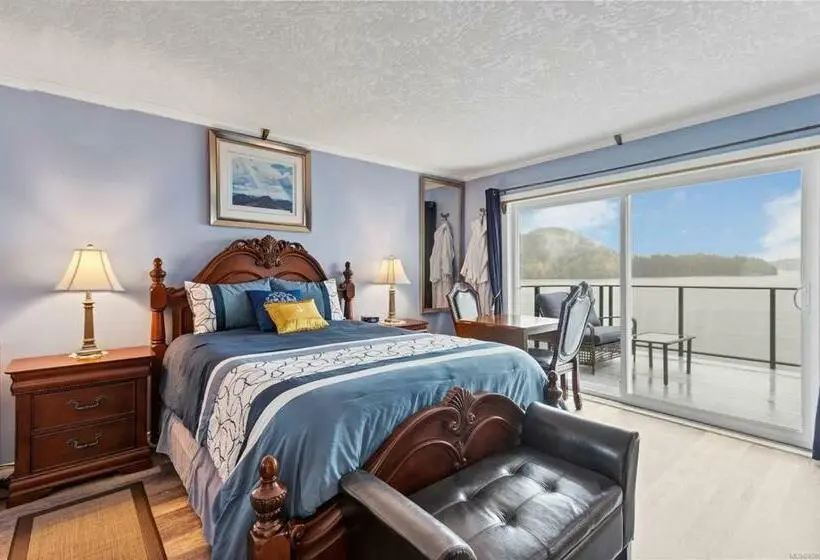 オーシャンビューデラックスルームバルコニー付き, The Oceanfront Inn On Stephens Bay