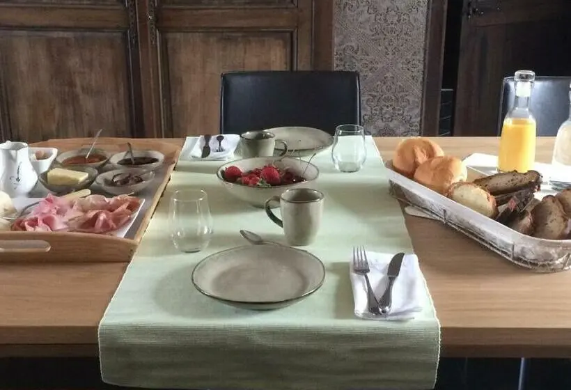 スタンダードルーム, Les Petits Secrets De Nonna Chambre D Hote Dinant