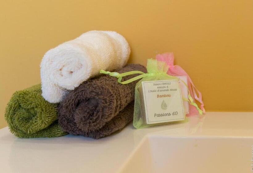 غرفة قياسية, Les Petits Secrets De Nonna Chambre D Hote Dinant