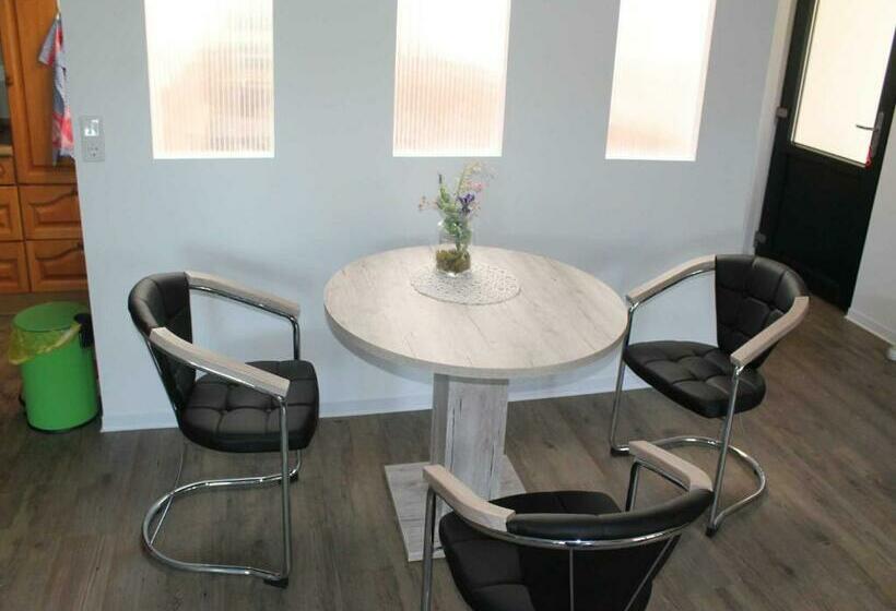 Апартаменты 1 Спальня с Террасой, Ferienwohnung Tjaddehof, 45226