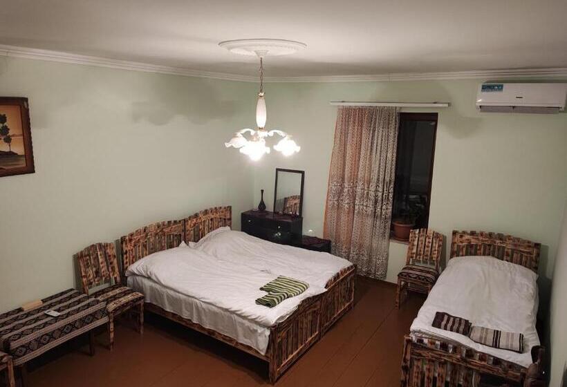 4인용 스탠다드 룸, Berdavan Guesthouse