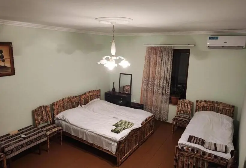 スタンダード４人部屋, Berdavan Guesthouse