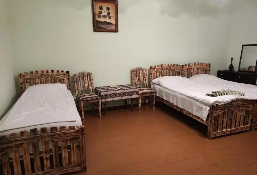 スタンダード４人部屋, Berdavan Guesthouse