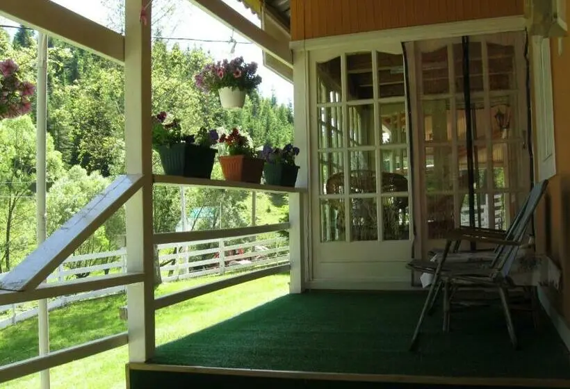 テラス付きスタンダードルーム, Podina Guest House
