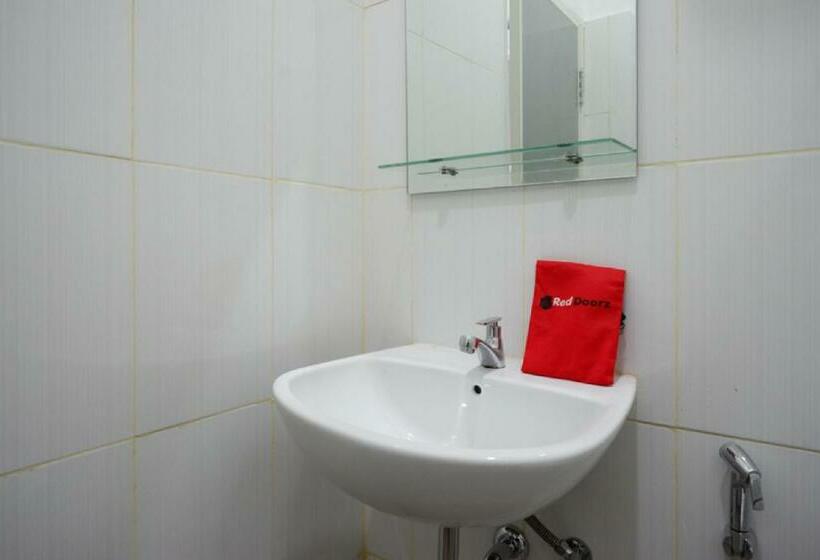 חדר סטנדרט, Reddoorz Near Alun Alun Kaliwungu Kendal