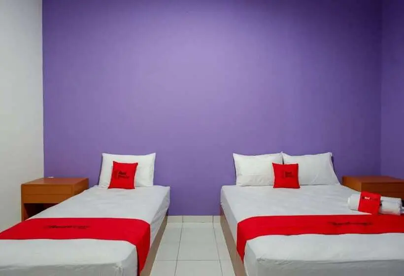 ファミリールーム, Reddoorz Near Alun Alun Kaliwungu Kendal