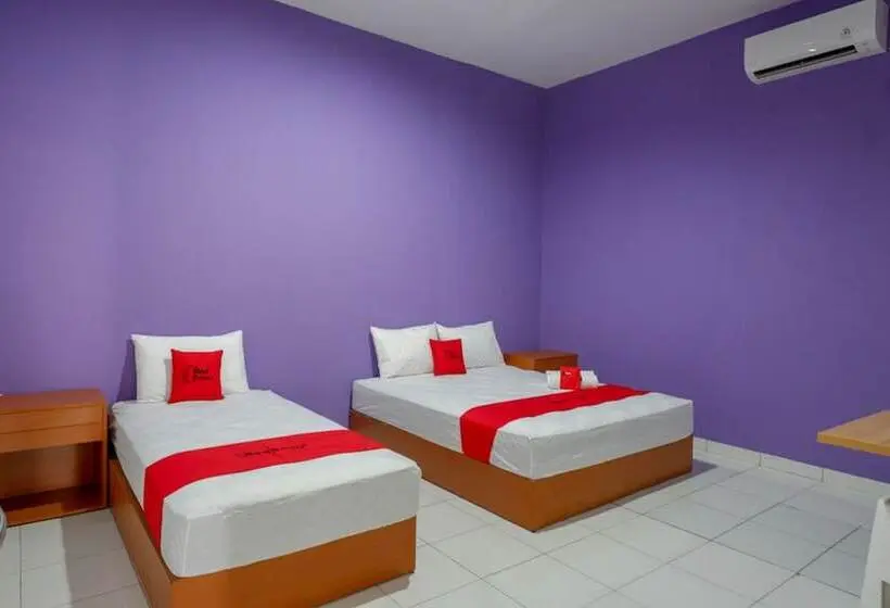 ファミリールーム, Reddoorz Near Alun Alun Kaliwungu Kendal