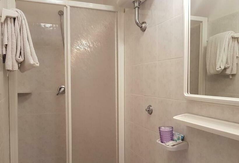 Номер Стандарт, Valle Degli Etruschi B&b