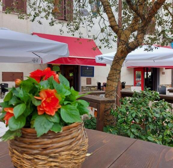 Номер Стандарт, Valle Degli Etruschi B&b