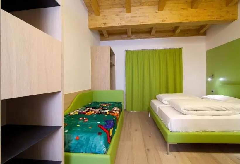 バルコニー付きスタンダードトリプルルーム, Agritur I Colori