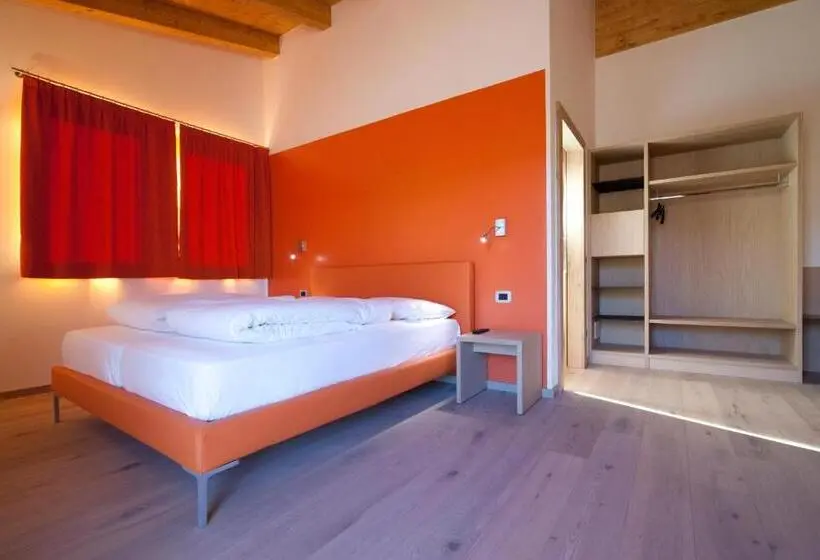 バルコニー付スタンダード４ベッドルーム, Agritur I Colori