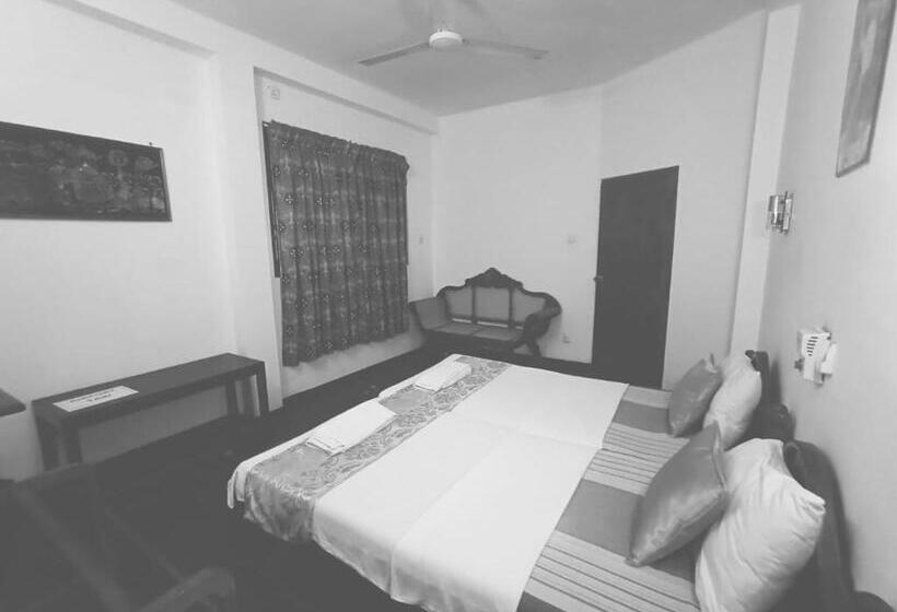 Номер Deluxe с Балконом, Villa 468   Hikkaduwa