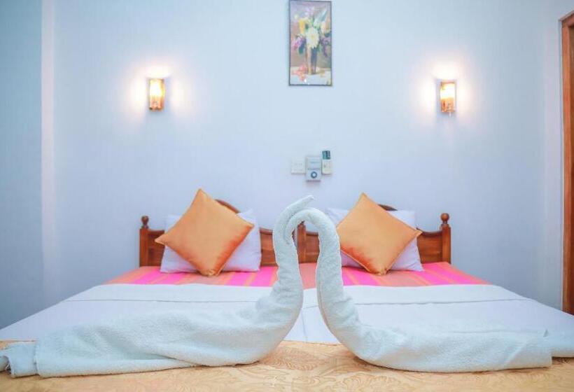 Номер Deluxe с Балконом, Villa 468   Hikkaduwa