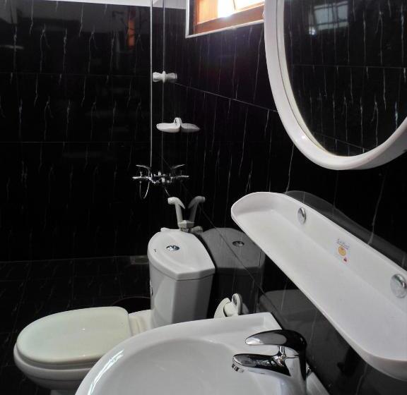 豪华三人间, Villa 468   Hikkaduwa