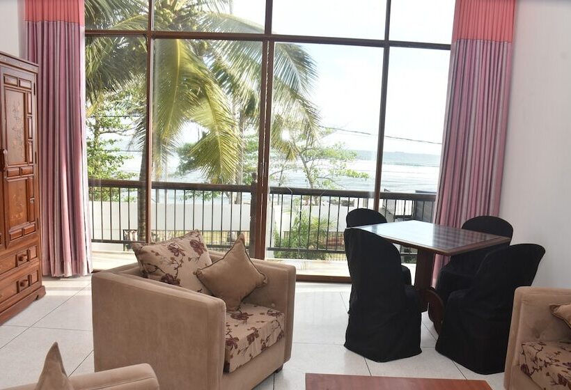 Номер Deluxe Вид на Море, Beach Villa Polhena
