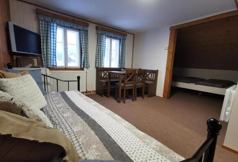 Четырехместный Номер Стандарт, Chalupa U Kohoutů