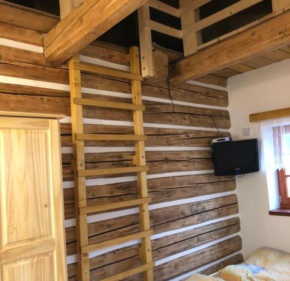 Номер Deluxe, Chalupa U Kohoutů