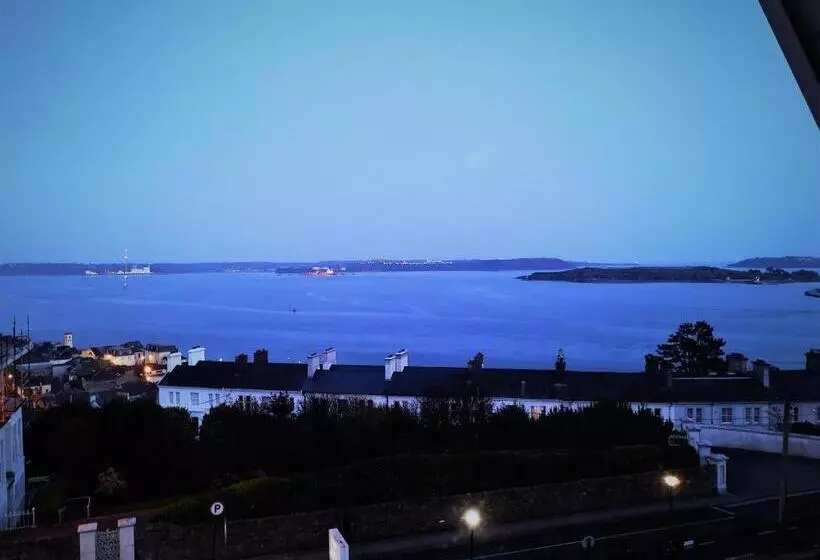 オーシャンビュースタンダードルーム, Bella Vista Hotel & Self Catering Suites