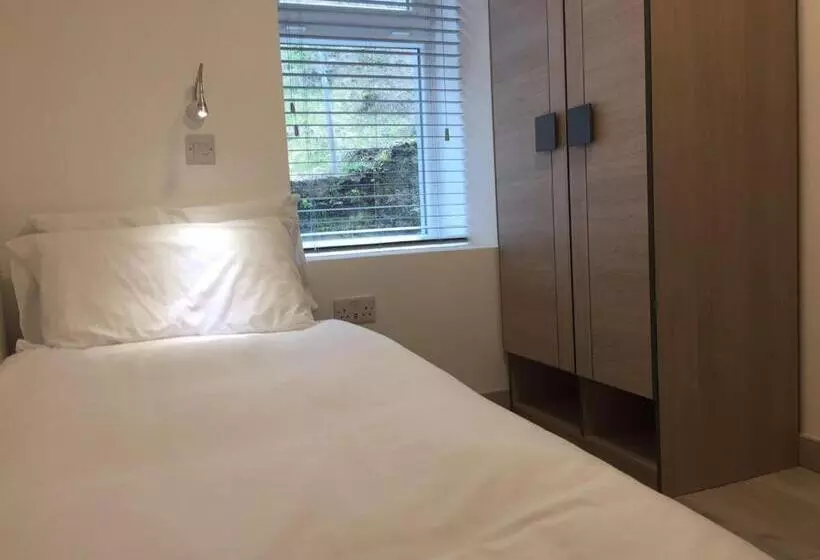 １ベッドルームハウス, Bella Vista Hotel & Self Catering Suites