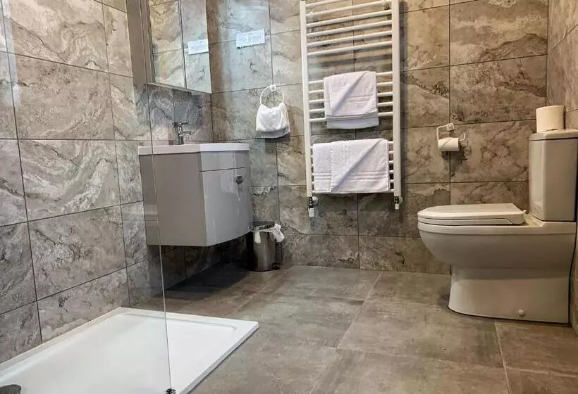 スタンダードスタジオ, Bella Vista Hotel & Self Catering Suites