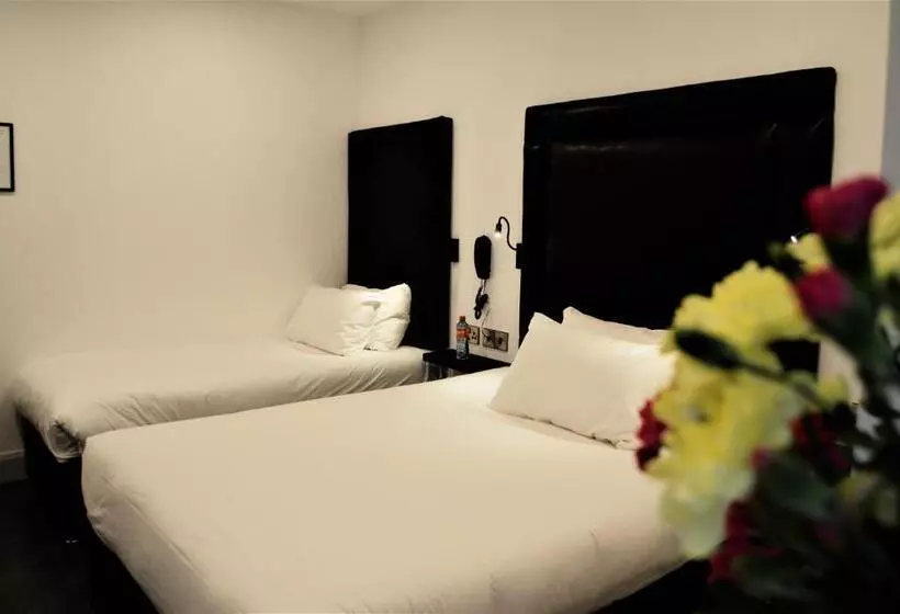 スタンダードトリプルルーム, Bella Vista Hotel & Self Catering Suites