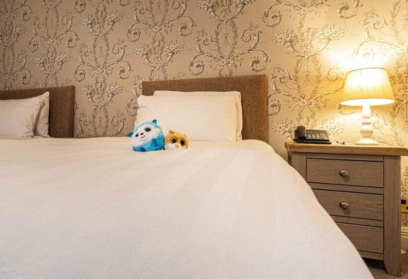 패밀리 룸, Ballina Manor