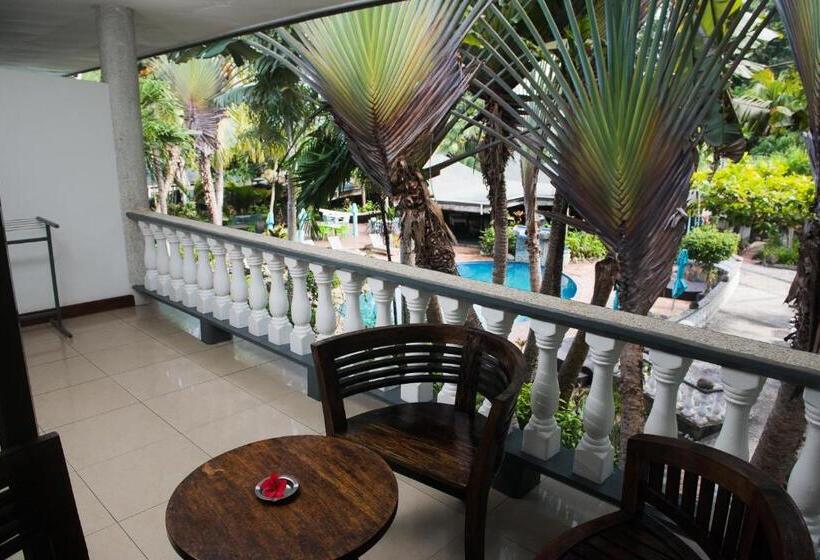 اتاق استاندارد, Chateau St Cloud