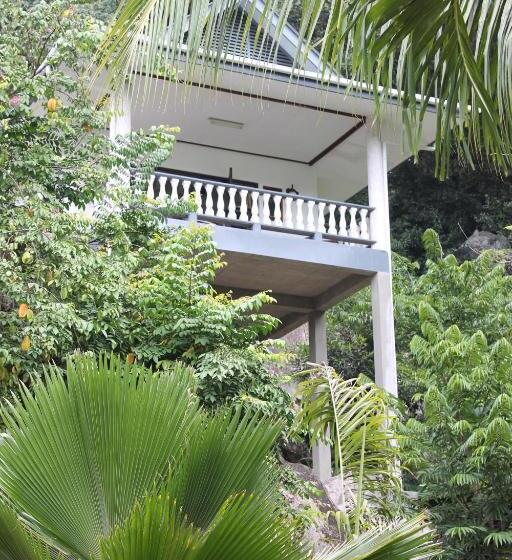 اتاق سوپریور, Chateau St Cloud