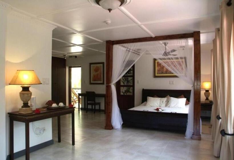 اتاق لوکس, Chateau St Cloud