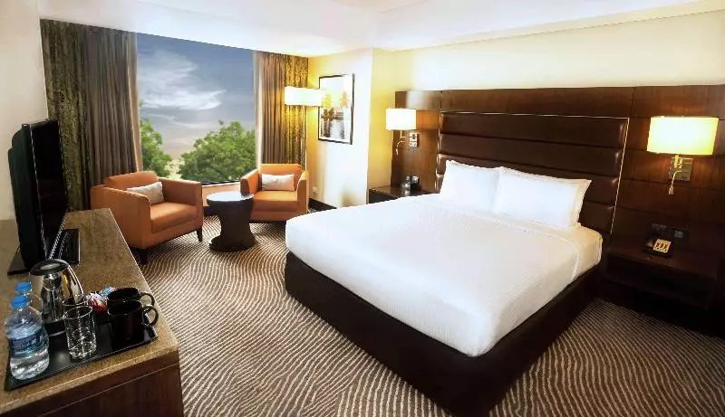 キングサイズベッドのスイートルーム, Hilton Garden Inn Trivandrum