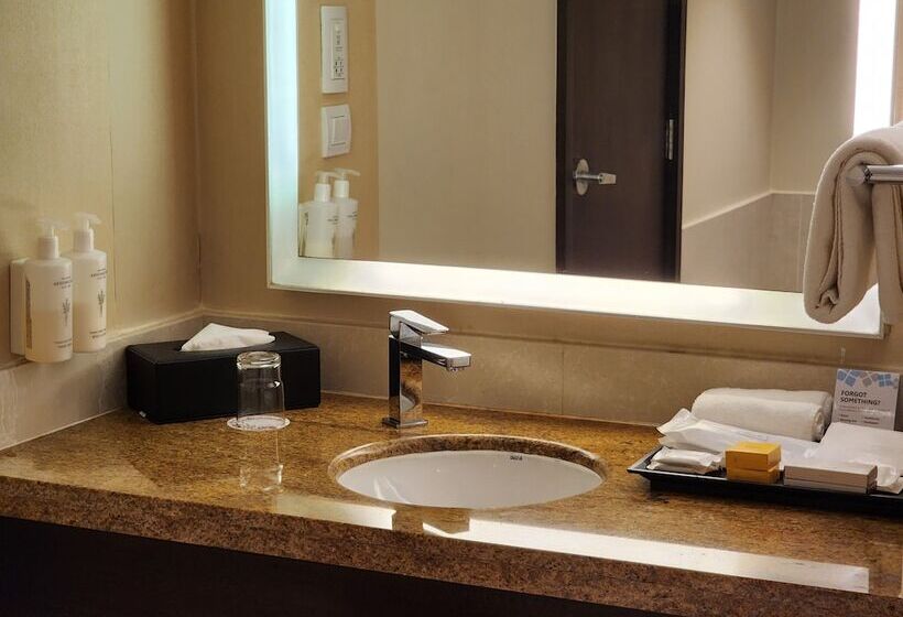디럭스 룸, Hilton Garden Inn Trivandrum