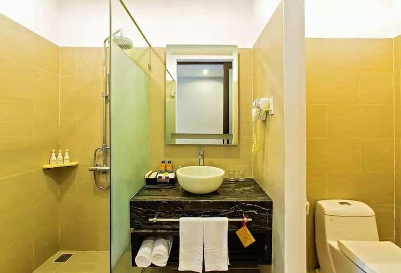 اتاق کلاسیک, Hoi An Historic