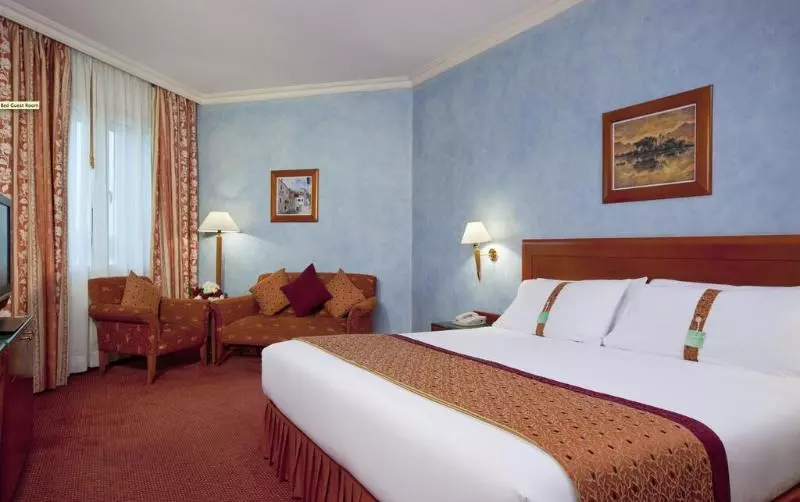 キングサイズベッドのエクゼクティブルーム, Holiday Inn Al Khobar, An Ihg