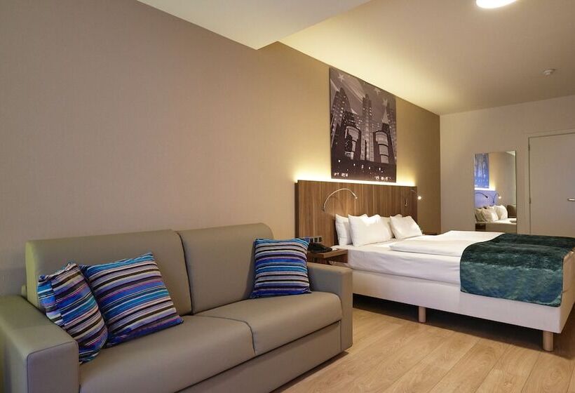 سوییت, Holiday Inn Brussels Schuman, An Ihg
