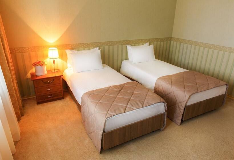 اتاق استاندارد, Jolly Alon