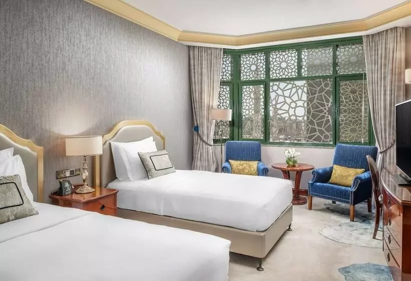 سوئیت رویال, Madinah Hilton