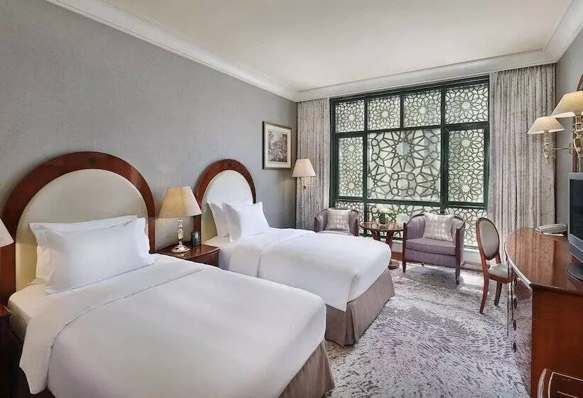 اتاق لوکس, Madinah Hilton