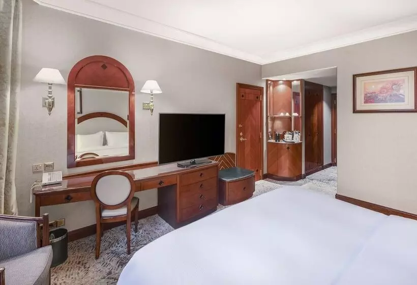 اتاق لوکس, Madinah Hilton