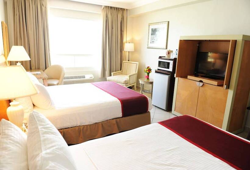 Номер Стандарт 2 Двуспальные Кровати, Ramada By Wyndham Princess Belize City