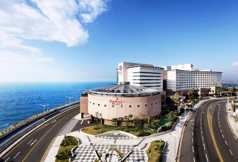 스탠다드 룸 바다 전망, Ramada Plaza By Wyndham Jeju Ocean Front