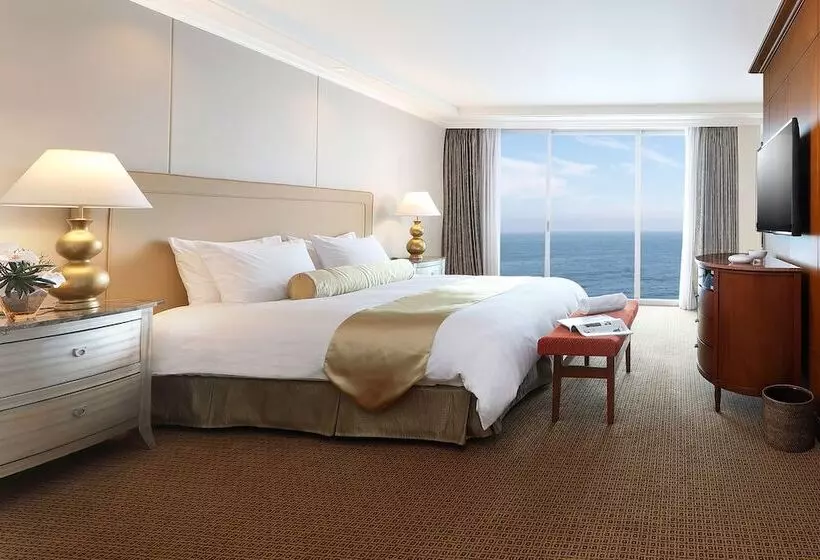 ダブルベッドスタンダードルーム, Ramada Plaza By Wyndham Jeju Ocean Front