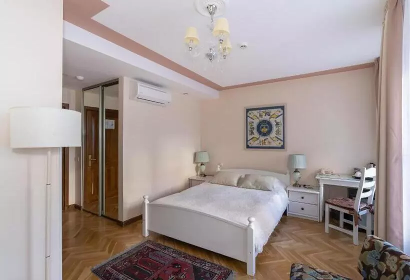 Quarto standard, St. Peter S Boutique