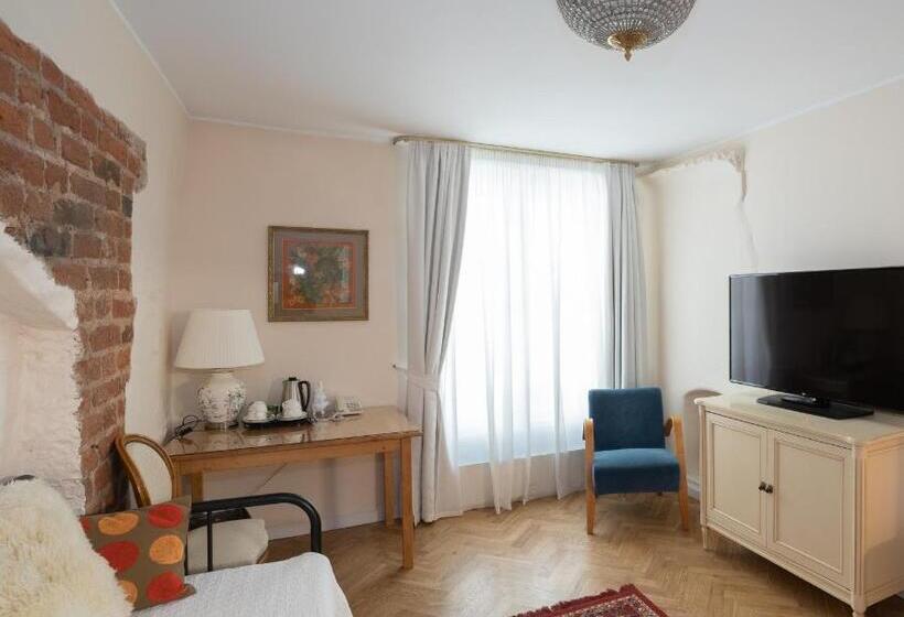 スイート, St. Peter S Boutique