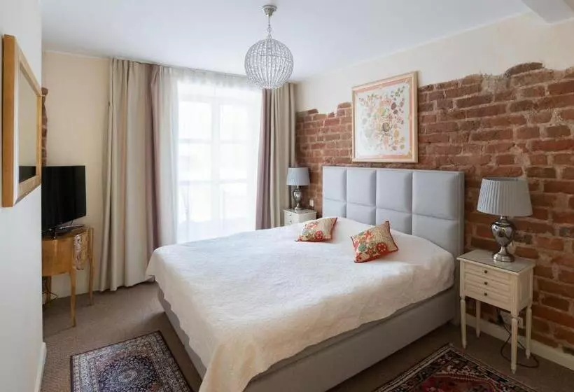Suite, St. Peter S Boutique