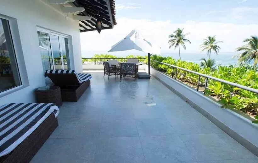 プレジデントスイートルーム, Taj Bentota Resort & Spa
