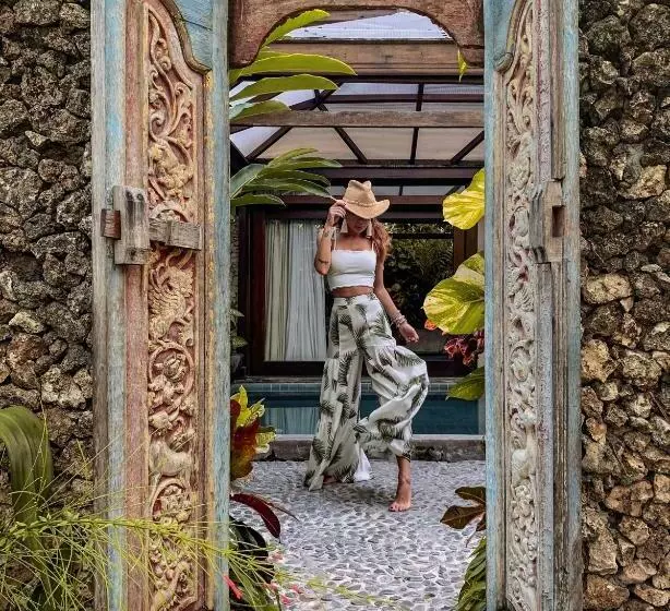 سوییت با استخر, Tugu Bali Chse Certified