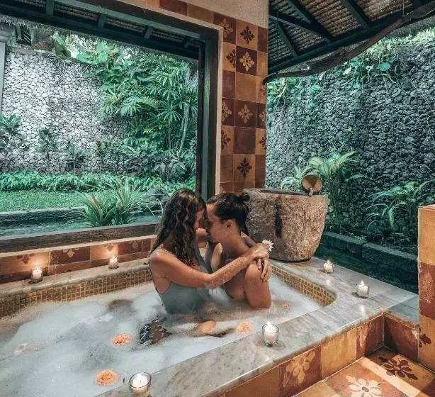 سوییت با استخر, Tugu Bali Chse Certified
